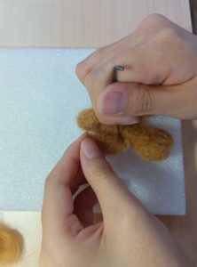 羊毛フェルト制作途中